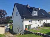 Die Nordwest-Ansicht der Immobilie - 4 Zimmer Doppelhaushälfte zum Kaufen in Schleswig