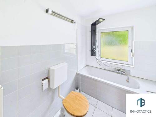 Bad EG - 4 Zimmer Einfamilienhaus in Hargesheim