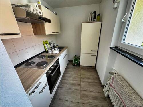 Küche mit Einbauküche - 