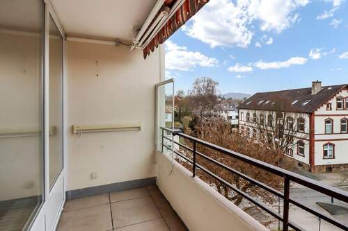 Balkon - Etagenwohnung mit 68,00 m&sup2; in Bad Salzuflen zur Miete