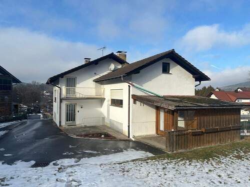 Ansicht - Einfamilienhaus auf großzügigem Grundstück in Chamerau