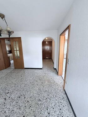 Flur Eingangsbereich - 6 Zimmer Einfamilienhaus zum Kaufen in Erkelenz