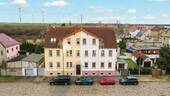 Drohne 2 - Investieren und gestalten: MFH in Lützen mit 3 Wohnungen, Garten, Garage und großzügigem Grundstück