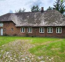 -Vor den Inseln und Dänemark-einmaliges Reetdachanwesen auf 1,85 Hektar großem Traumgrundstück - Risum-Lindholm