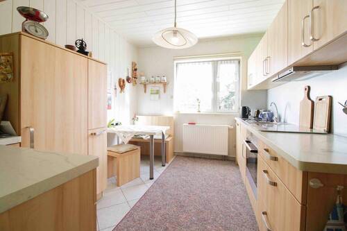 Küche mit Einbauküche - 