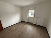 Zimmer 1 - 2 Zimmer Etagenwohnung in Saarbrücken / Scheidt