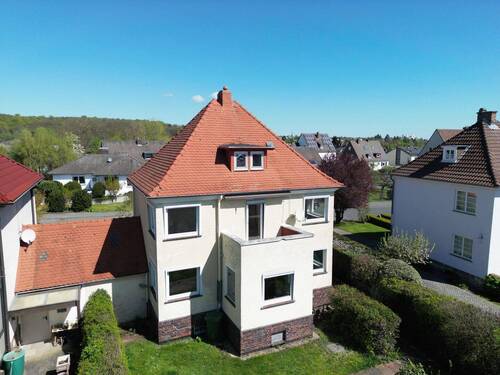 Rückansicht - 6 Zimmer Einfamilienhaus zum Kaufen in Kassel