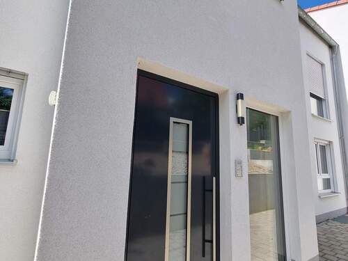 Zugang Linkes Haus.jpg - 