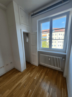 Schlafzimmer 1 - 3 Zimmer Etagenwohnung zur Miete in Berlin