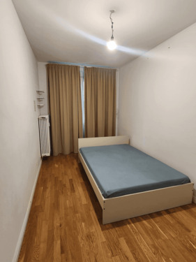 Schlafzimmer 2 - 3 Zimmer Etagenwohnung in Berlin