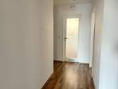 Diele - 2 Zimmer Etagenwohnung zur Miete in Nürnberg