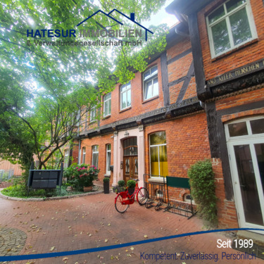 Titelbild - Stilvolles Wohnen direkt an der Weser - Maisonettewohnung mit besonderem Flair zu vermieten
