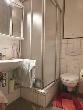 1. OG re., Badezimmer - 