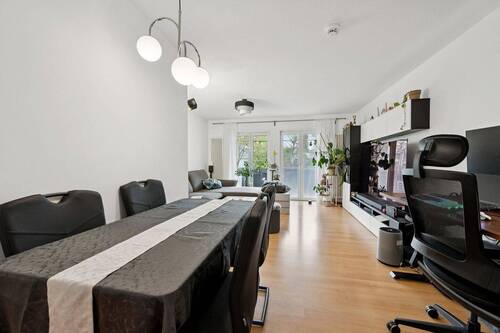 Heller Wohn- u. Essbereich - 2 Zimmer Etagenwohnung zum Kaufen in Murr