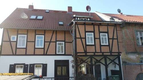 Hofansicht - Mehrfamilienhaus, Wohnhaus mit 250,00 m&sup2; in Ballenstedt zur Miete