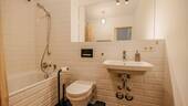 Badezimmer (4).jpg - Etagenwohnung mit 43,10 m² in Berlin zur Miete