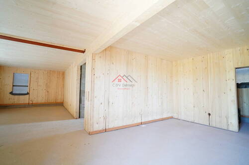 offene Küche mit Speisekammer - 