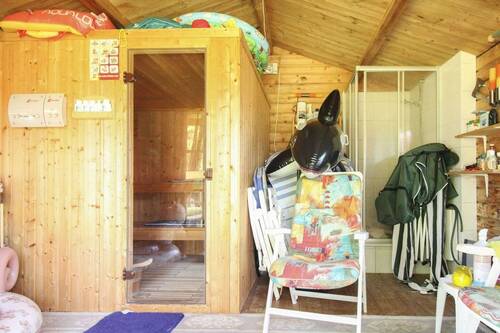 Gartenhaus mit Sauna & Dusche - 