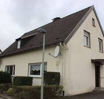 *** Charmante Doppelhaushälfte mit großem Garten in Steinhagen *** Ortsteil Amshausen