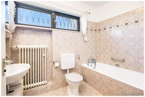 Badezimmer im 1.Obergeschoss - 