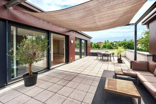 Terrasse SW - 5 Zimmer Etagenwohnung zur Miete in Lauf an der Pegnitz