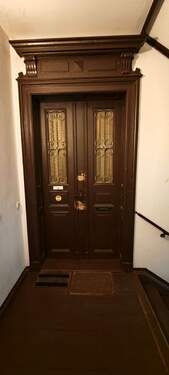 Wohnungseingangstür - Mehrfamilienhaus, Wohnhaus in Leipzig zum Kaufen