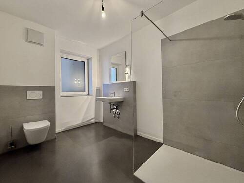 Tageslicht-Duschbad I - 