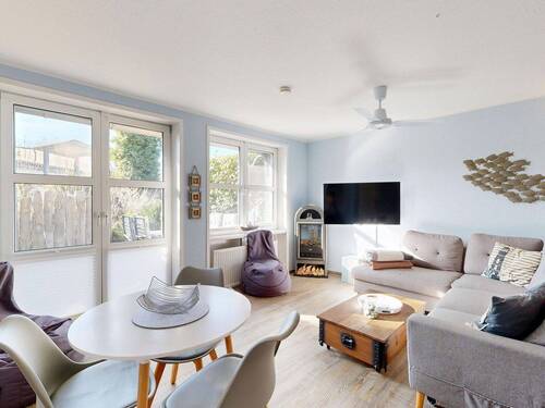 Bild 1 - klein aber fein - moderne Ferienwohnung im Herzen von Prerow