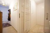Badezimmer/Flur - 