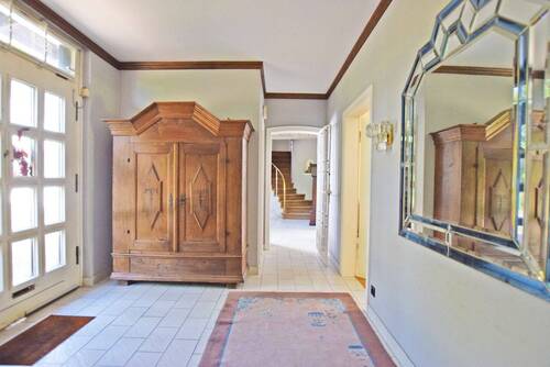 Diele - Mehrfamilienhaus, Wohnhaus mit 293,00 m&sup2; in Essen zum Kaufen