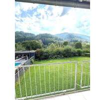 Frei ab sofort 3-Zimmerwohnung im Erdgeschoss im 3 Familienhaus mit überdachtem Balkon - Kordel