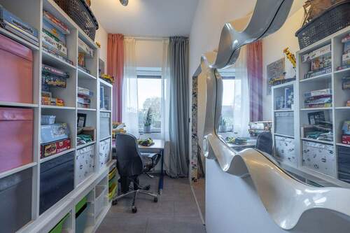 Flur zum Kinderzimmer EG - 