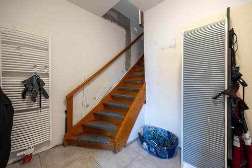 Flur zur DG-Wohnung - 