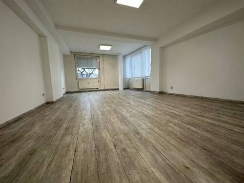 Chefzimmer - 4 Zimmer Büro in Nürnberg