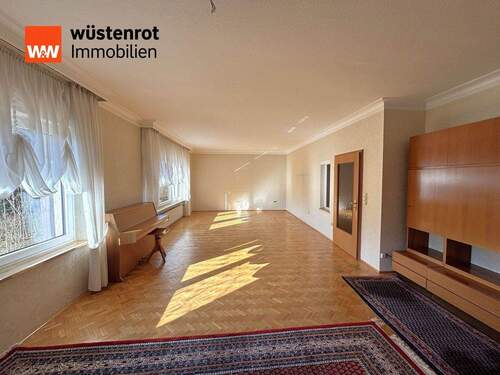 Lichtdurchflutetes Wohn- und Esszimmer - 