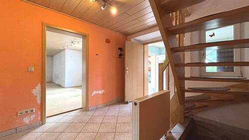 Flur - 5 Zimmer Einfamilienhaus in Göda
