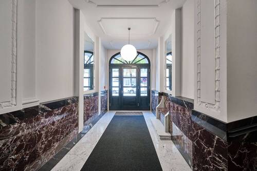 Repräsentatives Treppenhaus.jpg - 