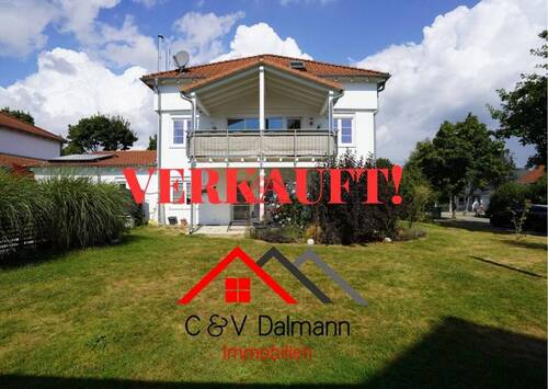 Verkauft - Attraktive 5 Zimmerwohnung in Neuhausen Ob Eck mit großen eigenem Garten, Balkon,Carport und Garage!