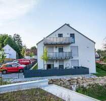 ***HOCHWERTIG UND GANZ OBEN - 2-ZI.-DG-WHG. MIT BALKON*** - Parsberg