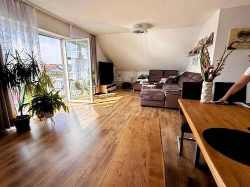 Bild 2 - 4 Zimmer Etagenwohnung zum Kaufen in Rödermark