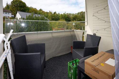 Loggia/Balkon an Wohnzimmer - 3 Zimmer Etagenwohnung in Hemer