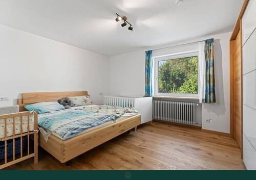 Schlafzimmer 1 - Bungalow mit 155,00 m&sup2; in Kempten (Allgäu) zum Kaufen