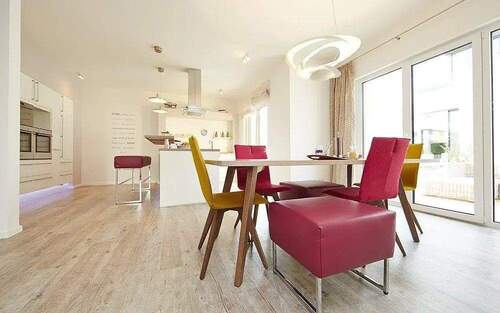 Bild 5 - Mehrfamilienhaus, Wohnhaus mit 107,00 m&sup2; in Borna zum Kaufen