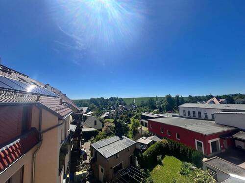 Aussicht - ***Charmante und helle 3-Raum-Dachgeschosswohnung in Hohenstein-Ernstthal***
