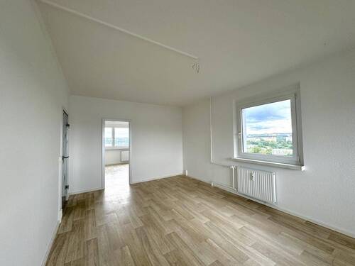 Wohnzimmer - 3 Zimmer Etagenwohnung in Chemnitz