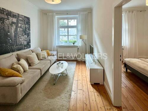 Wohnzimmer - 2 Zimmer Etagenwohnung in Hamburg