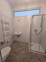 Bad mit Dusche - 
