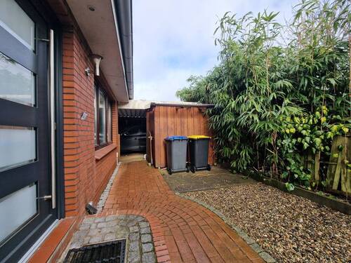 Eingang - Doppelhaushälfte mit 144,00 m&sup2; in Büdelsdorf zum Kaufen