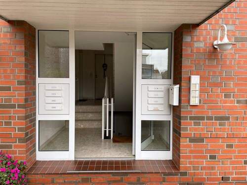 Ansicht Eingangstür - Wohnung in Wildeshausen - 740,00 EUR Kaltmiete, ca.  80,00 m² Wohnfläche