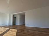 Wohn- und Essbereich - Etagenwohnung mit 117,00 m&sup2; in Kelkheim (Taunus) zur Miete